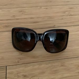 *Like new* D&G sunglasses